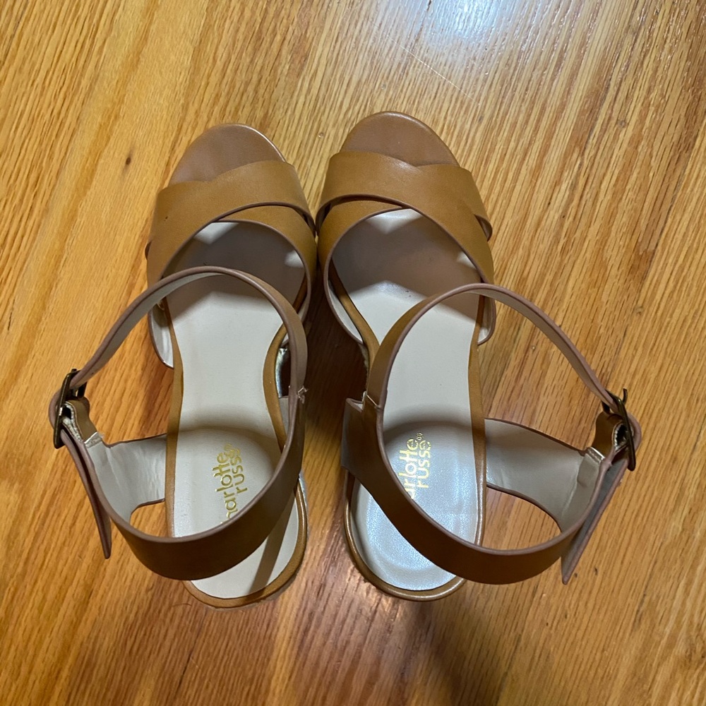 Heels - Picture 4 of 6